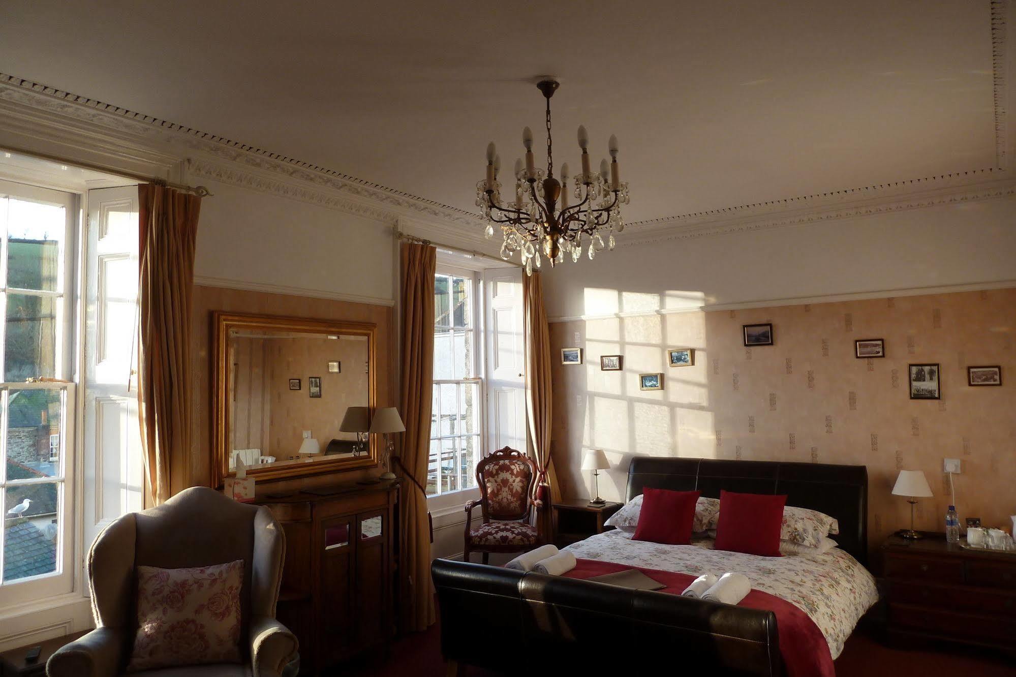 Buckingham House Bed & Breakfast Mevagissey Ngoại thất bức ảnh